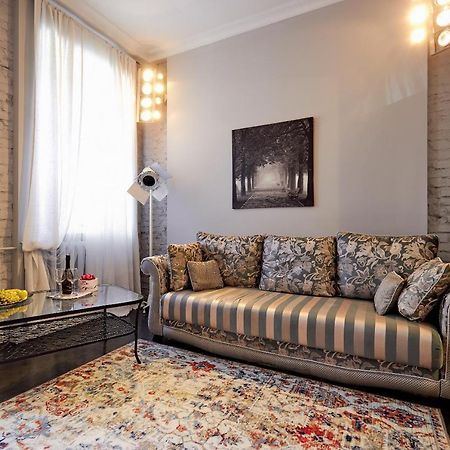 Paulmarie Apartment Near Nezavisimosti Minszk Kültér fotó