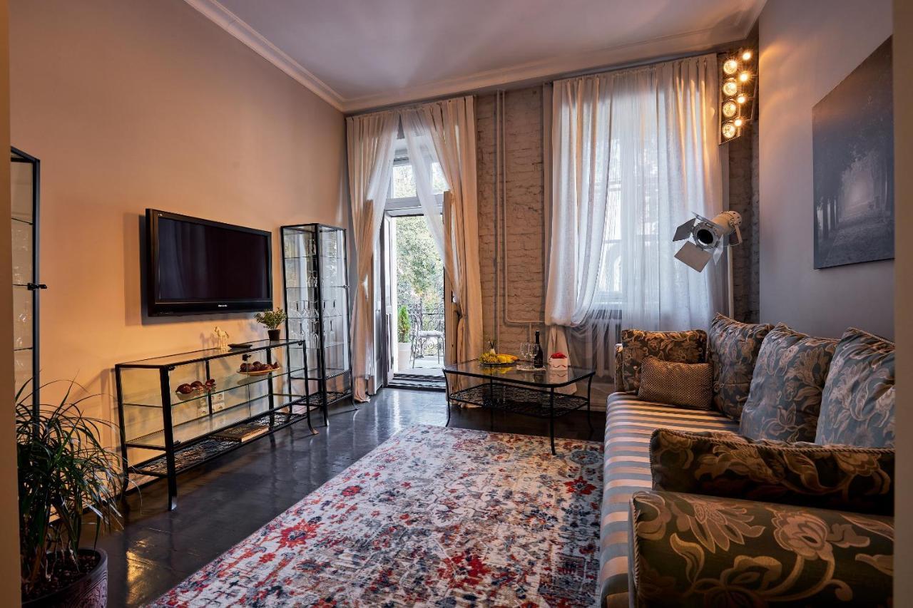 Paulmarie Apartment Near Nezavisimosti Minszk Kültér fotó