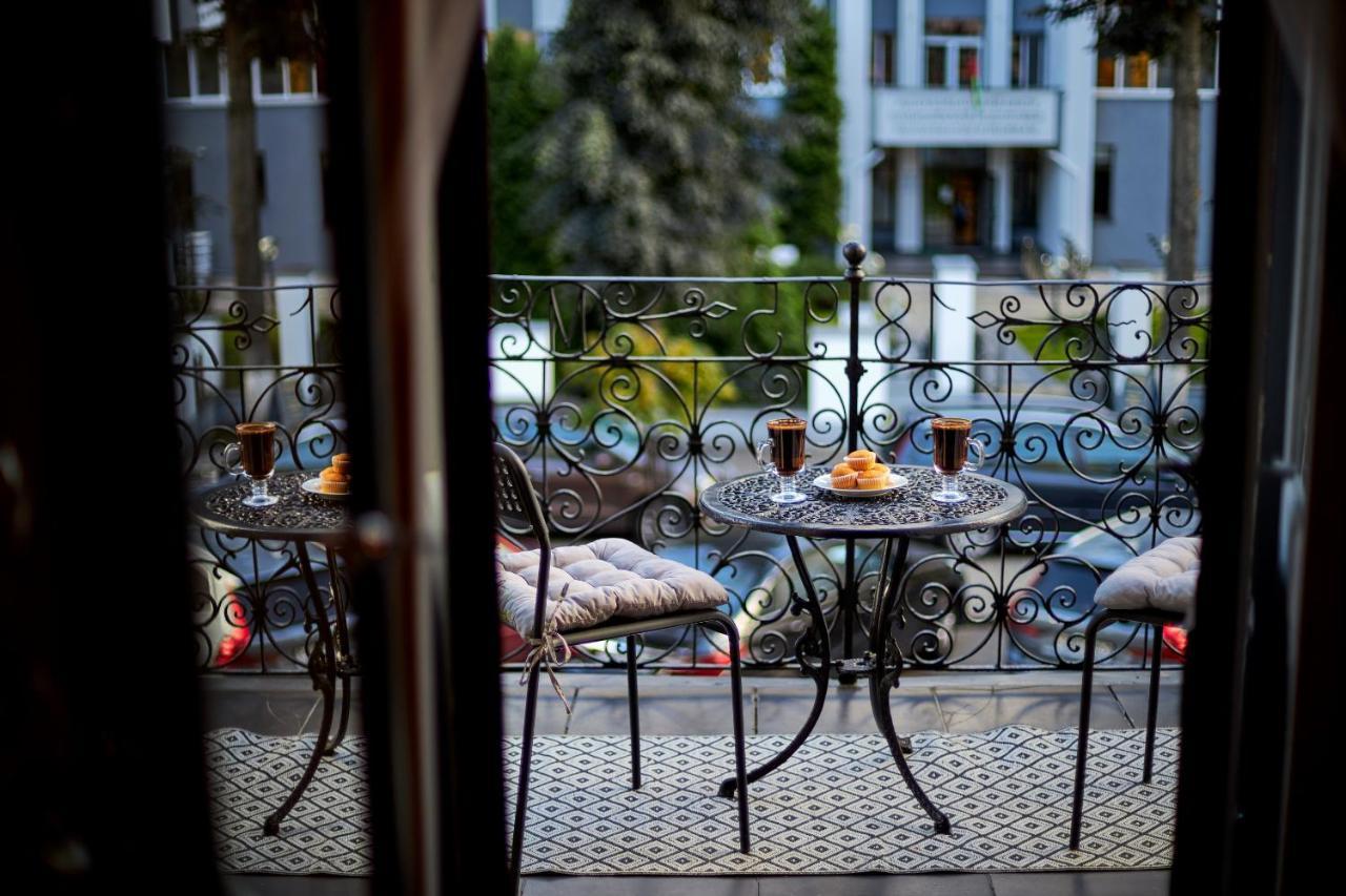 Paulmarie Apartment Near Nezavisimosti Minszk Kültér fotó